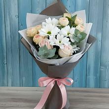 Букет цветов из:  Хризантемы и Розы в Ленинском