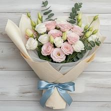 Букет цветов из:  Лизиантусы в Ленинском