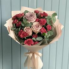 Букет цветов из:  Гвоздики и Розы в Ленинском